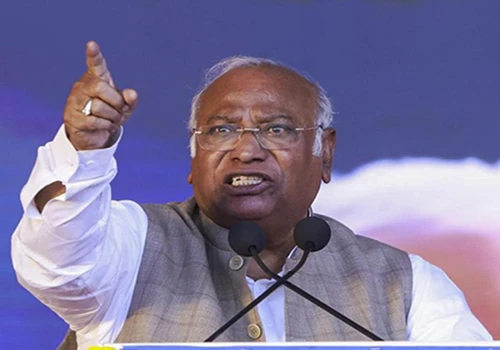 Election Commissioner Arun Goel's resignation sparks political uproar, Congress leader targets BJP